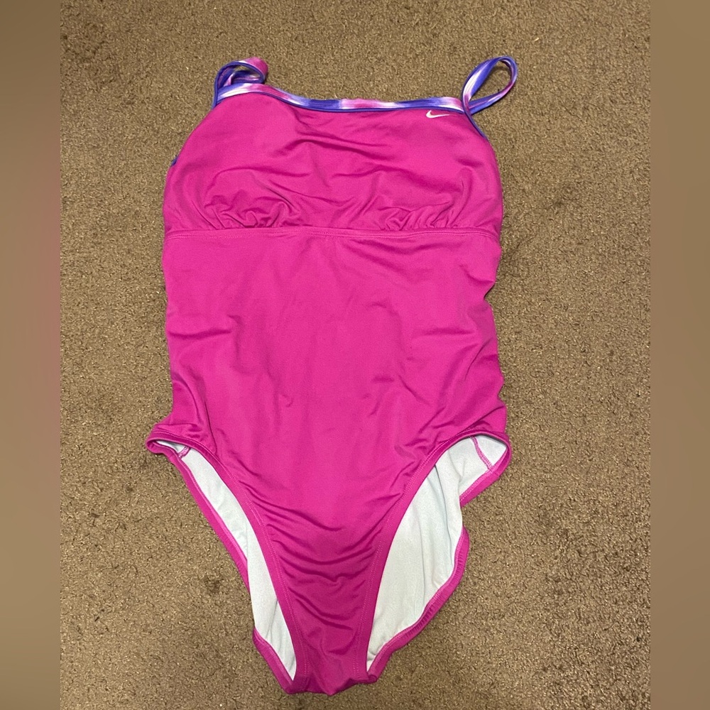 Womens Nike Pink Purple Essentials One-Piece Swimsuit NESS510-675 Size 14